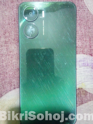 Vivo y16